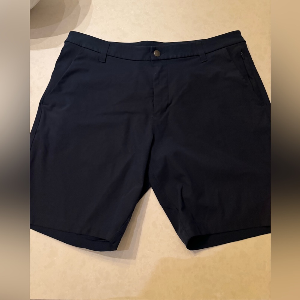 Lululemon Commission Shorts 7in inseam